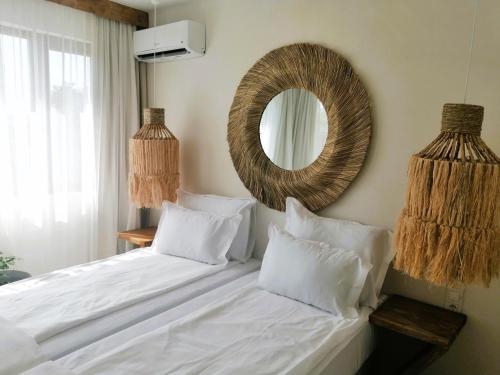 Paradise Bay Hotel - main image