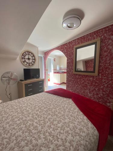 Hostal la Colegiata - main image