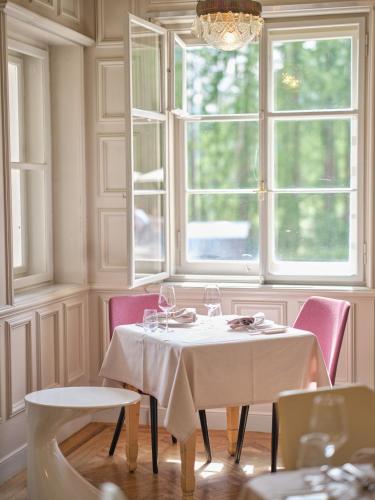 Hotel Castell - image 4