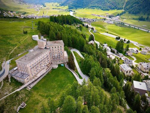 Hotel Castell - image 8
