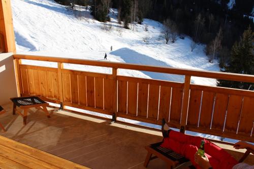Balcony/terrace, Appartement au pied des pistes dans nouvelle residence in Oz