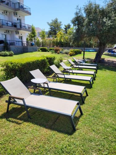 Vourvourou Hotel 5