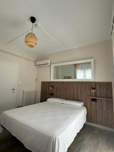  Hostal Restaurant Casa Comaulis in La Vajol