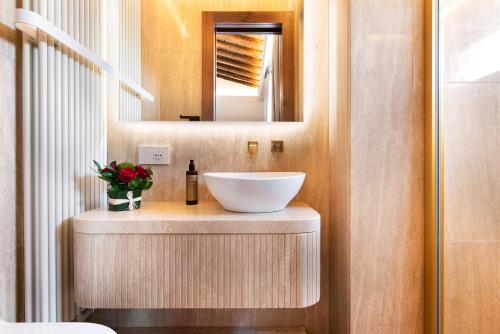 Eden Penthouse Suite - image 14