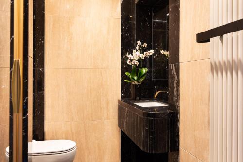 Eden Penthouse Suite - image 12