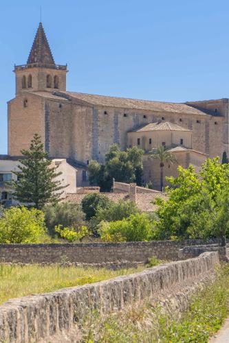 Townhouse Helen house by homevillas360