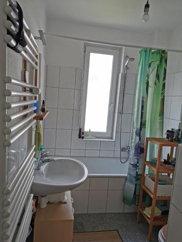 Nettes Schlafzimmer mit Gemeinschaftsbad in zentraler Lage, Bremen (photo 8)