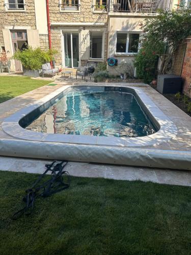 منظر, Bonheur en Seine, Piscine, Vue Seine in Poissy