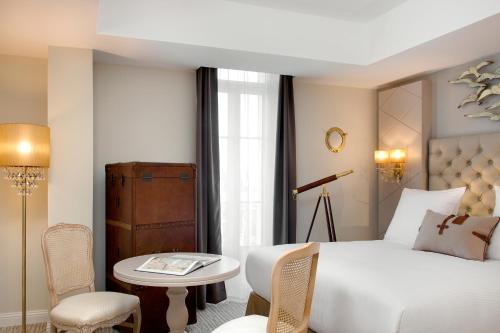 Grand Hotel Des Sablettes Plage Curio Collection By Hilton - main image
