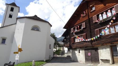 Chalet Charm in Faido