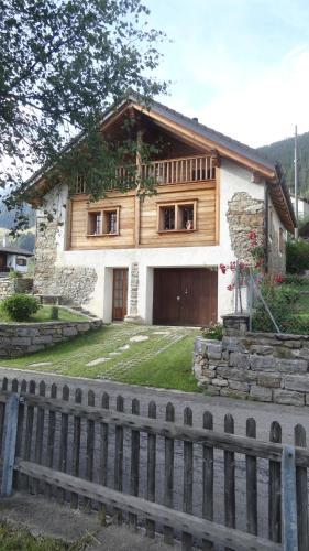  Chalet Charm, Pension in Molare bei Ambri