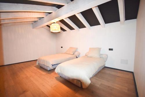 Magnifique duplex vue montagnes LARUN in Zugarramurdi