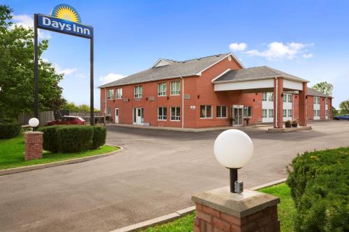 Bejárat, Days Inn by Wyndham Stouffville in Whitchurch-Stouffville (ON)