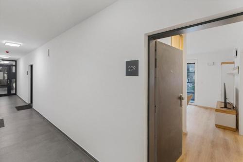 Twin Apartment 1 in Bratislava - With parking, Bratislava (photo 8)