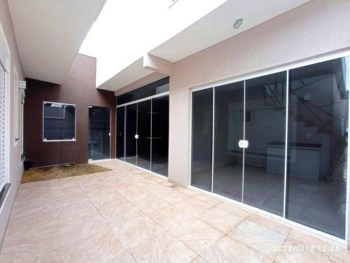 Casa confortável em condomínio (Casa confortavel em condominio) in Salgado Filho Airport