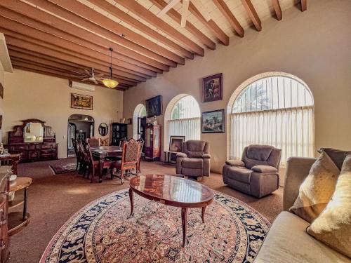 Casa Constitution 3BR House downtown big pool & hot tub in La Paz, Mexico