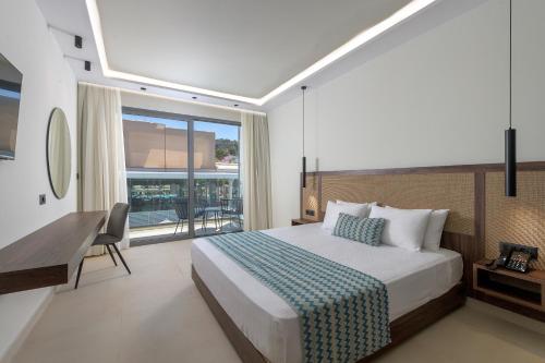 Oceanis Park Hotel - image 7