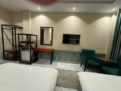 New Shelton Boulevard Crossroad Hotel - image 10