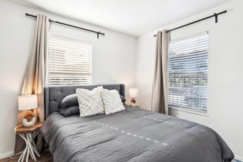 Prime East Downtown 1BR Cozy Suites Next to Bars and Restaurants in Austin, USA