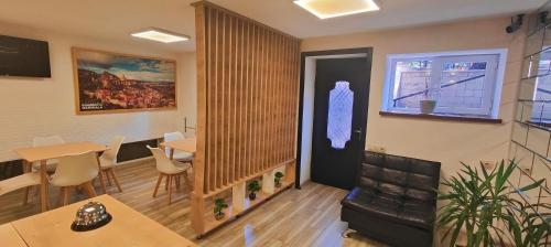 Light Hotel – Tbilisi, MA
