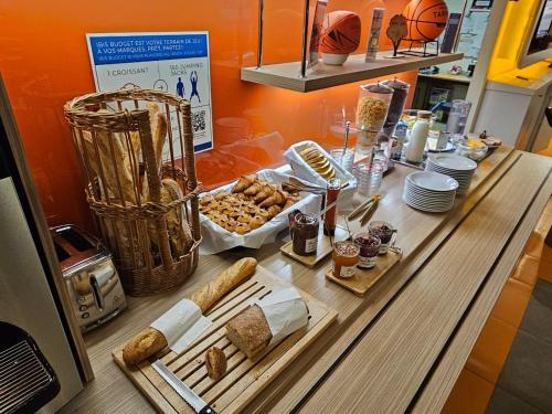 อาหารและเครื่องดื่ม, ibis budget Toulouse Aéroport in บลาญัก