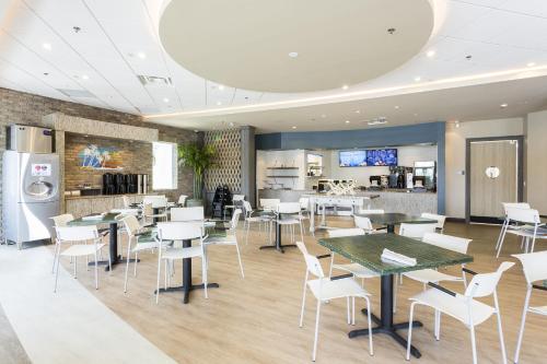 Another World - image 10