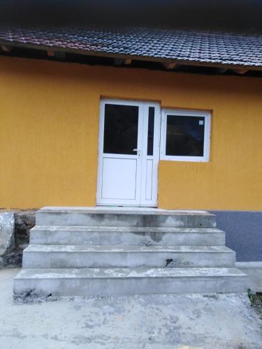 A szálláshely kívülről, Casa Hrincescu in Szinice