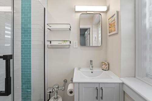Modern condo feet from the beach and boardwalk Modern condo feet from the beach and boardwalk