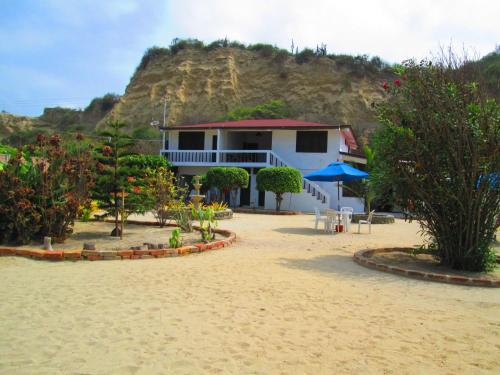 Exterior view, Sundown Beach Hotel in Canoa
