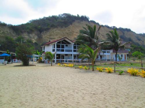 Sundown Beach Hotel