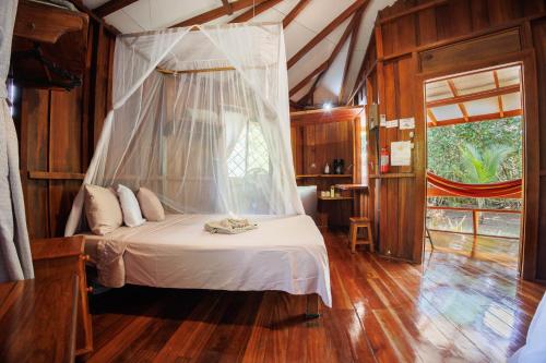 Bungalows Ache Cahuita in กาอุยตา