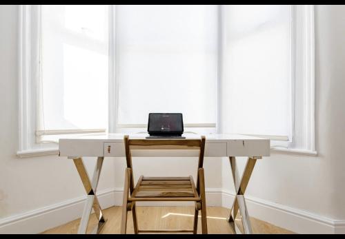 Private Room in Allerton - Quiet & Comfortable, Liverpool (photo 6)