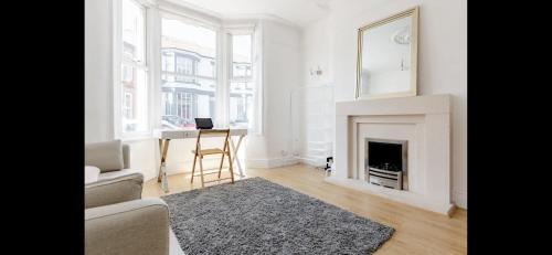 Private Room in Allerton - Quiet & Comfortable in Garston