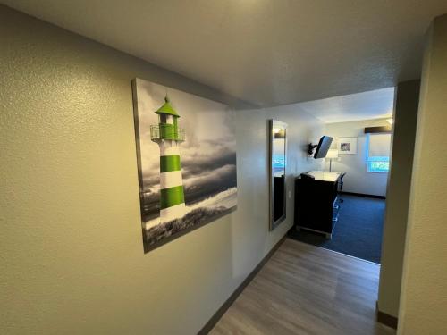 King Room - Non-Smoking image 8
