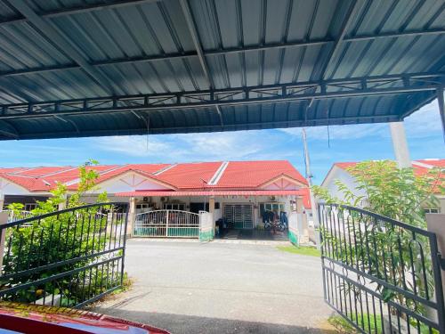 No 115-Jarum Peniti Homestay Tasik Raban Lenggong  in Lenggong