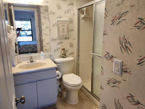 Newly Renovated 30 Seconds to Beach From Patio in Cape Canaveral, USA