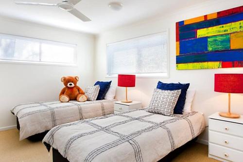 Summer Salt at Sunshine with Pets and HEATED POOL