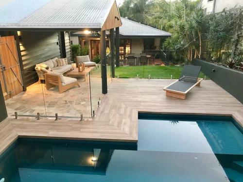 Summer Salt at Sunshine with Pets and HEATED POOL