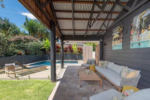 Summer Salt at Sunshine with Pets and HEATED POOL