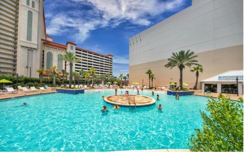 Spacious Resort Condo with Breathtaking Gulf Views! by Dolce Vita Getaways PCB in 파나마 시티 (FL)