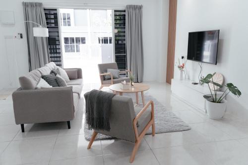 Taiping Homestay 5R3B, 9mins - Zoo & Lake Garden Taiping Taiping Homestay 5R3B, 9mins - Zoo & Lake Garden Taiping