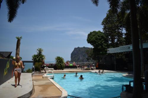 Blanco Hideout Railay - Youth Hostel 18 to 35 Only 3