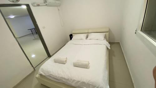 וילה בקיסריה עם גקוזי גדול, Cesarea (foto 8)