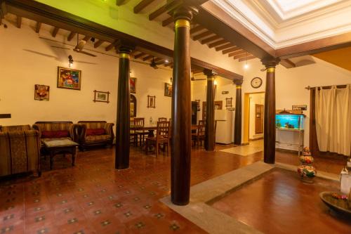 Hotel Coramandal Heritage in White Town / French Colony