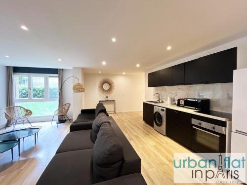 Urban Flat 182 - Spacious 4 Bedroom Flat in Paris - image 3