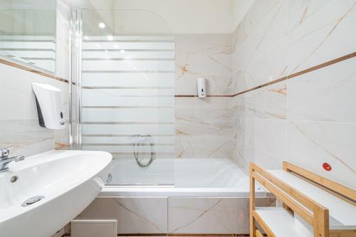Apartmán Masarykova třída 61 - image 14