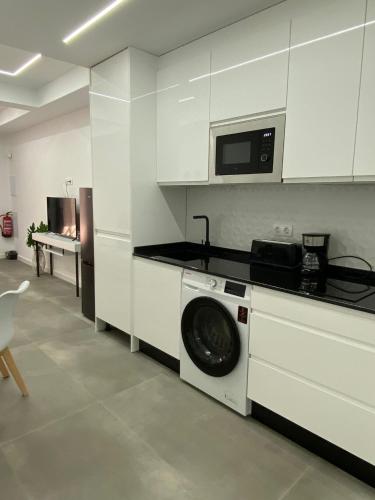 Alba Home , junto al estadio fútbol y Ribera, Córdoba (fotografie 10)
