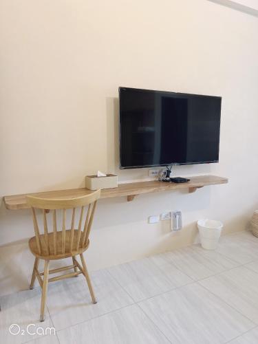 Small Wood Hostel