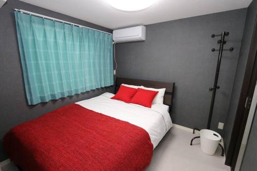 Super close to Dotonbori! Great location room#405