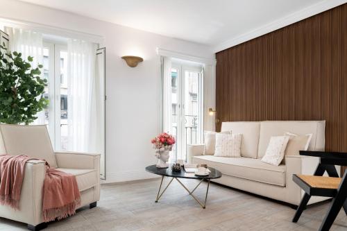 Apartamentos Sevilla Centro - image 7